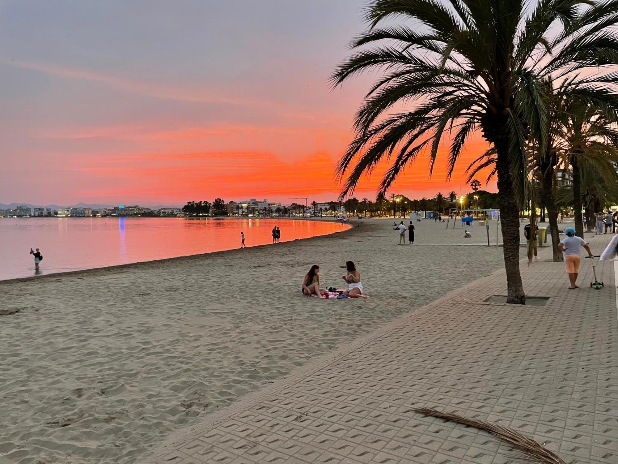 Almadrava Beach Roses Ngoại thất bức ảnh